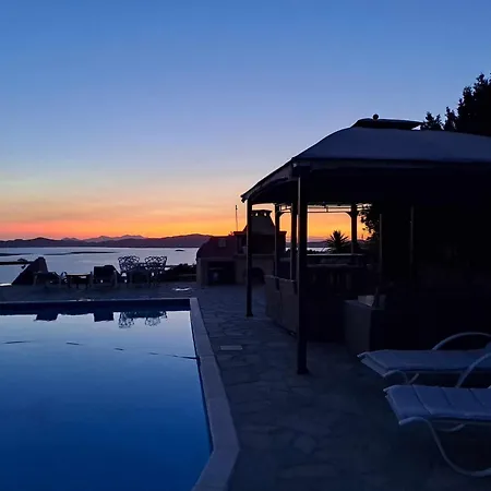 Lejlighed Dorothea Panoramic Nisoi